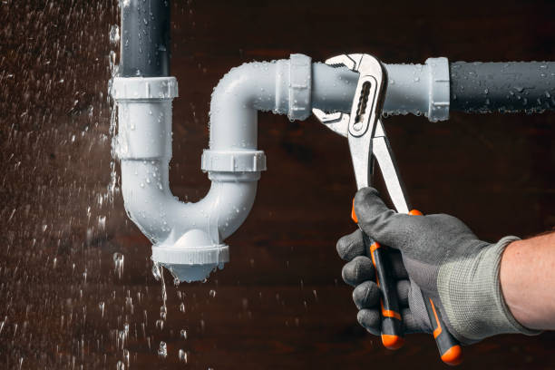Professional Drain Cleaning technician working in Round Lake, IL